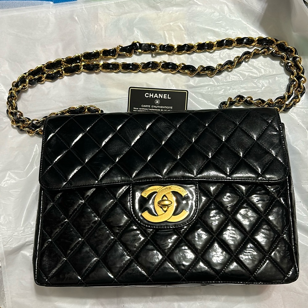 CHANEL KARL LAGERFELD Jumbo patent leather(4010244)